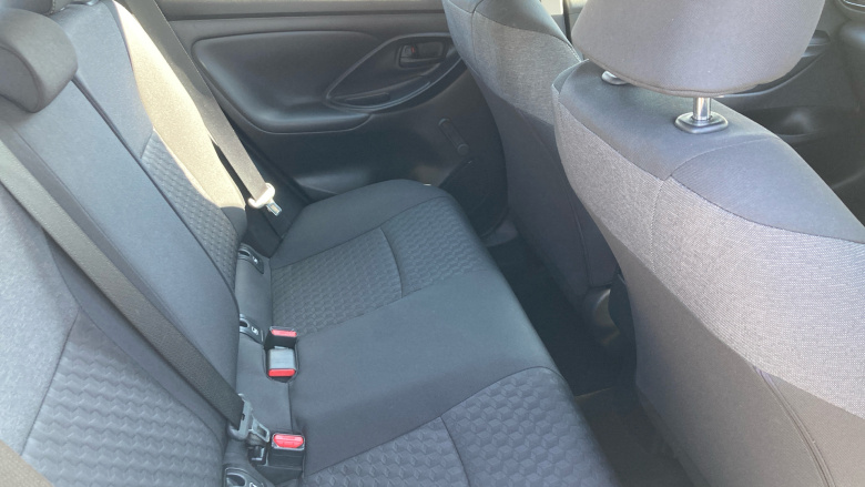 Toyota Yaris 1.5 Hybrid Icon 5dr CVT Hybrid Hatchback